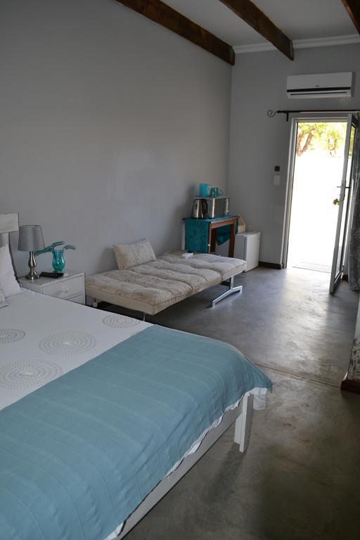 Travel North Guesthouse Цумеб Екстериор снимка