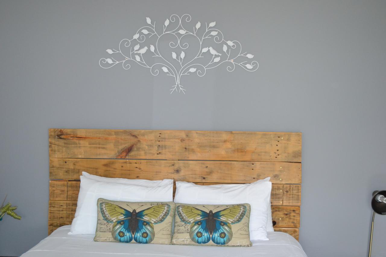 Travel North Guesthouse Цумеб Екстериор снимка